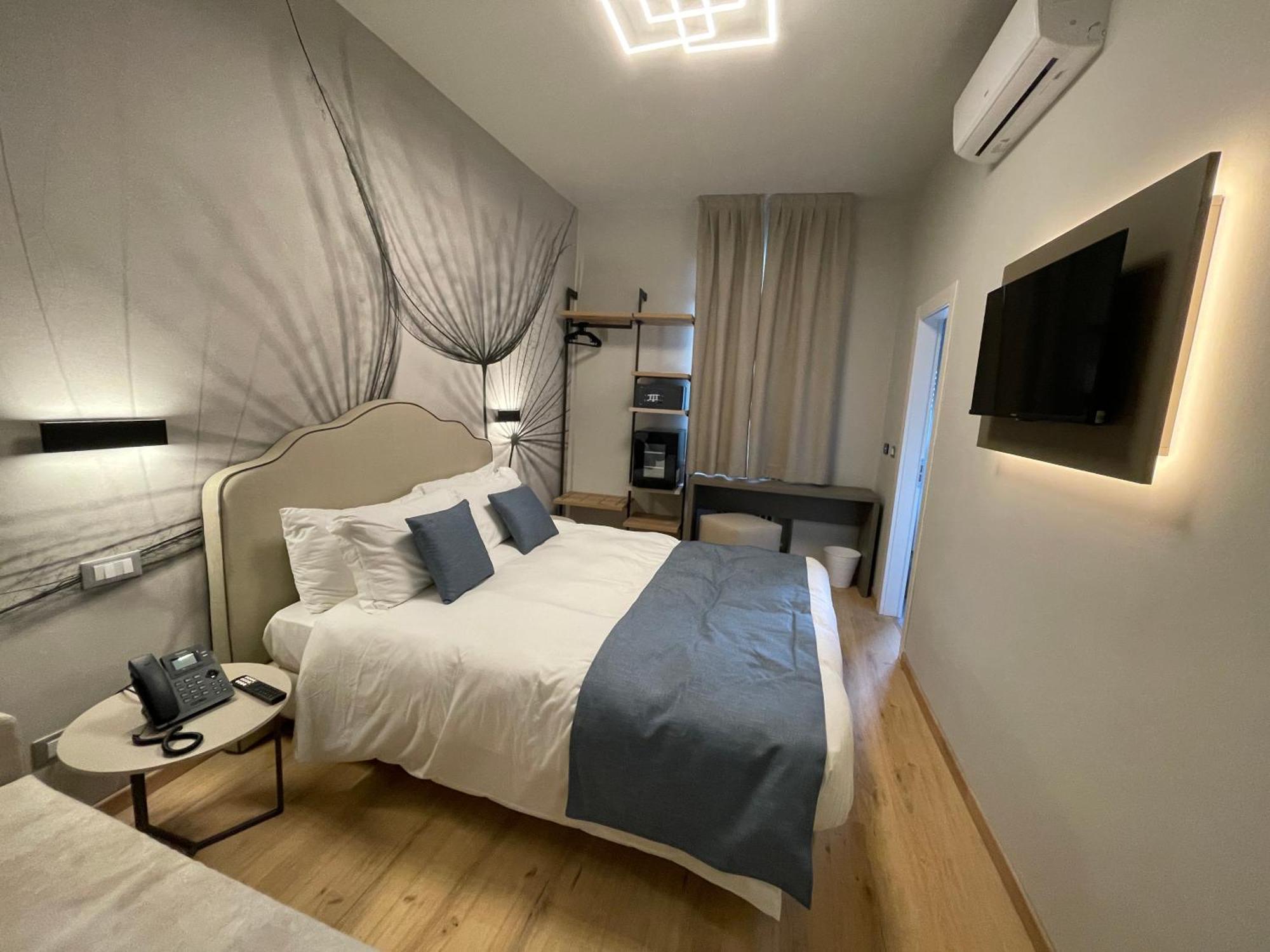 סאלו Hotel Central Giacomini מראה חיצוני תמונה