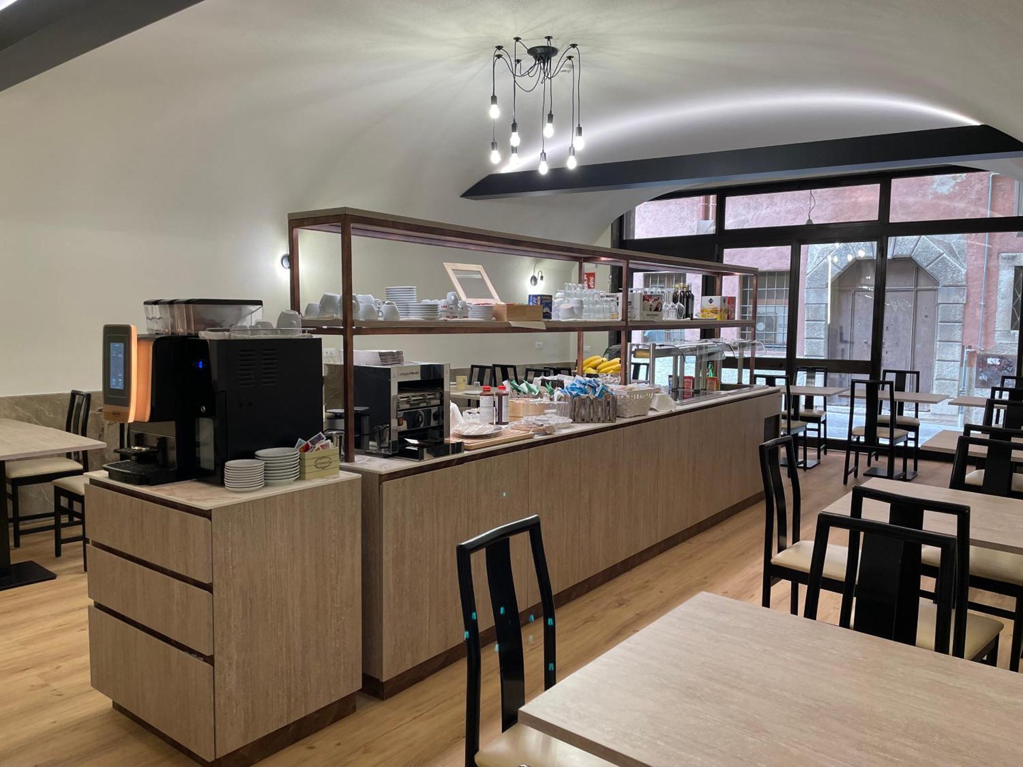 סאלו Hotel Central Giacomini מראה חיצוני תמונה