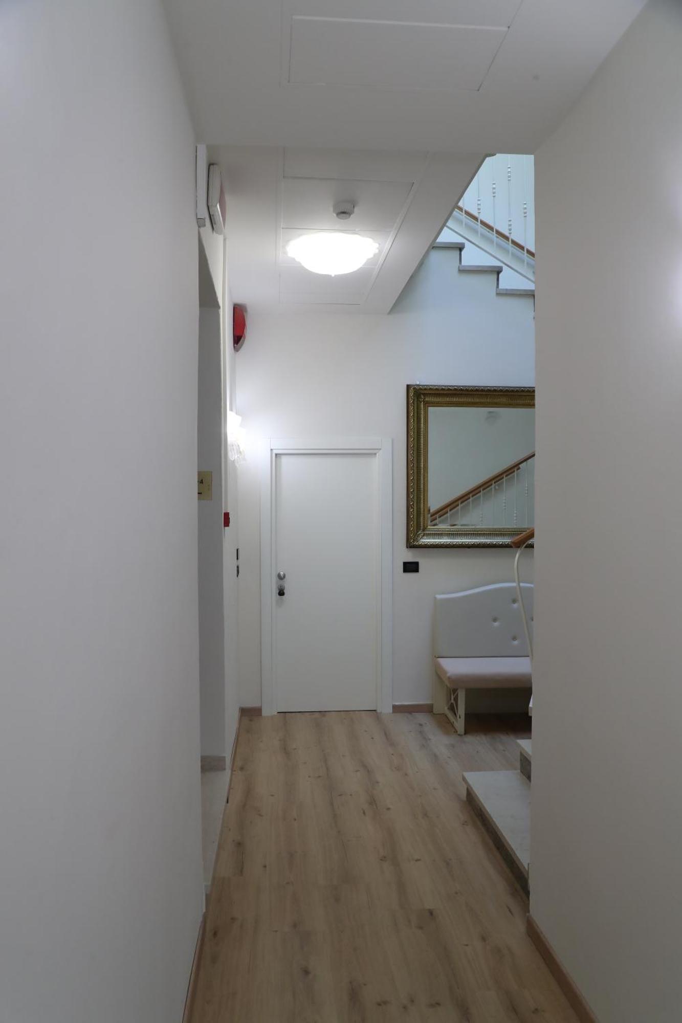 סאלו Hotel Central Giacomini מראה חיצוני תמונה