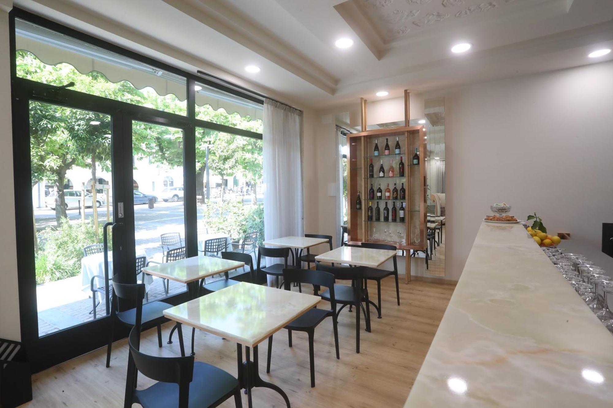 סאלו Hotel Central Giacomini מראה חיצוני תמונה