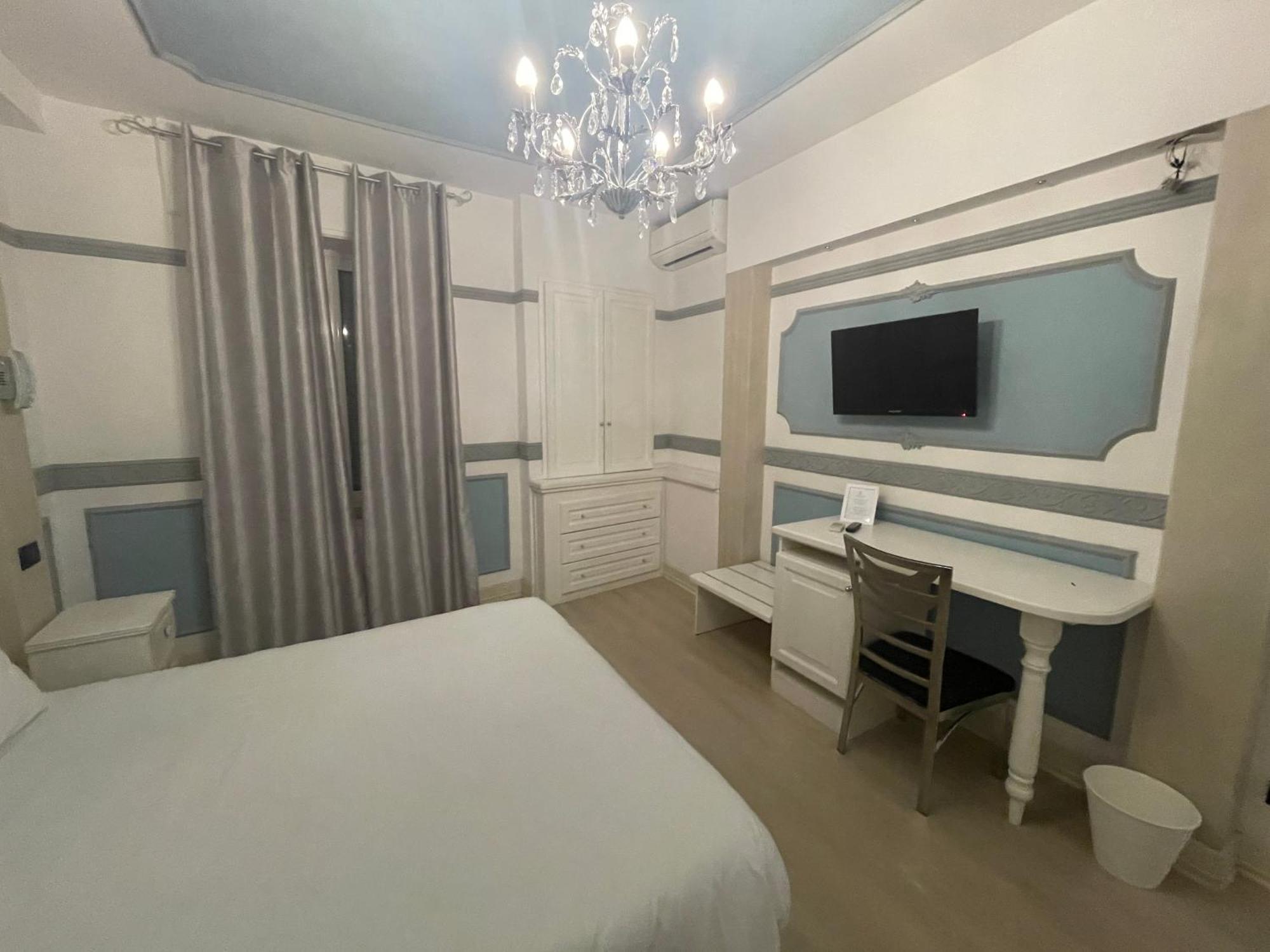 סאלו Hotel Central Giacomini מראה חיצוני תמונה